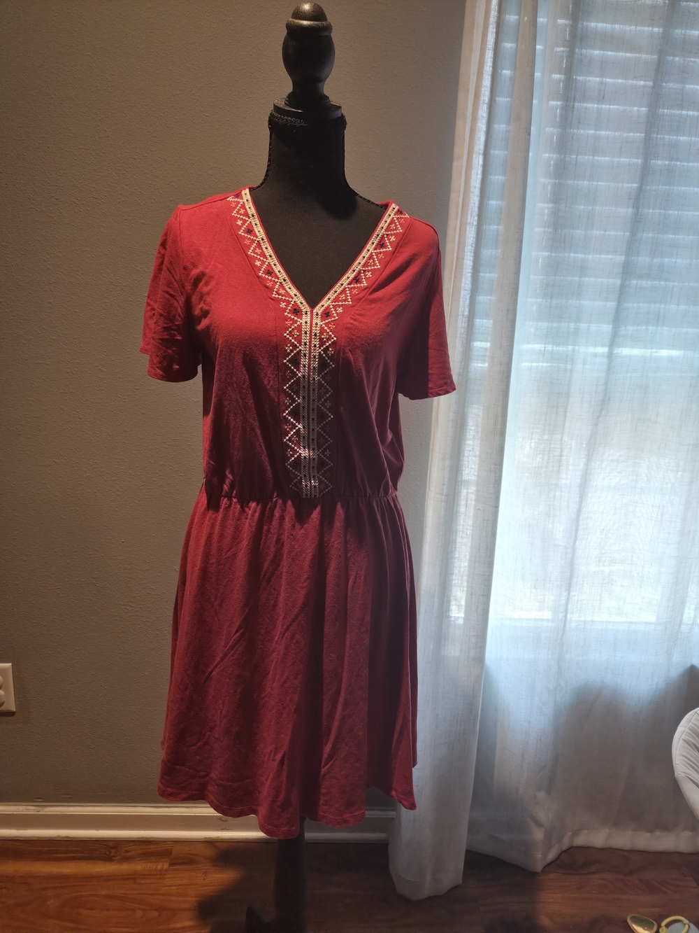 Old Navy Red Short-Sleeve Midi Dress with Embroidered V-Neck